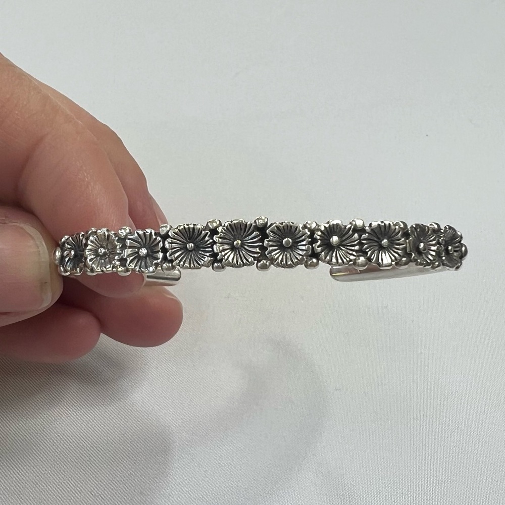 Vintage Navajo Sterling Silver Squash Blossom Cuff - Picture 4 of 11